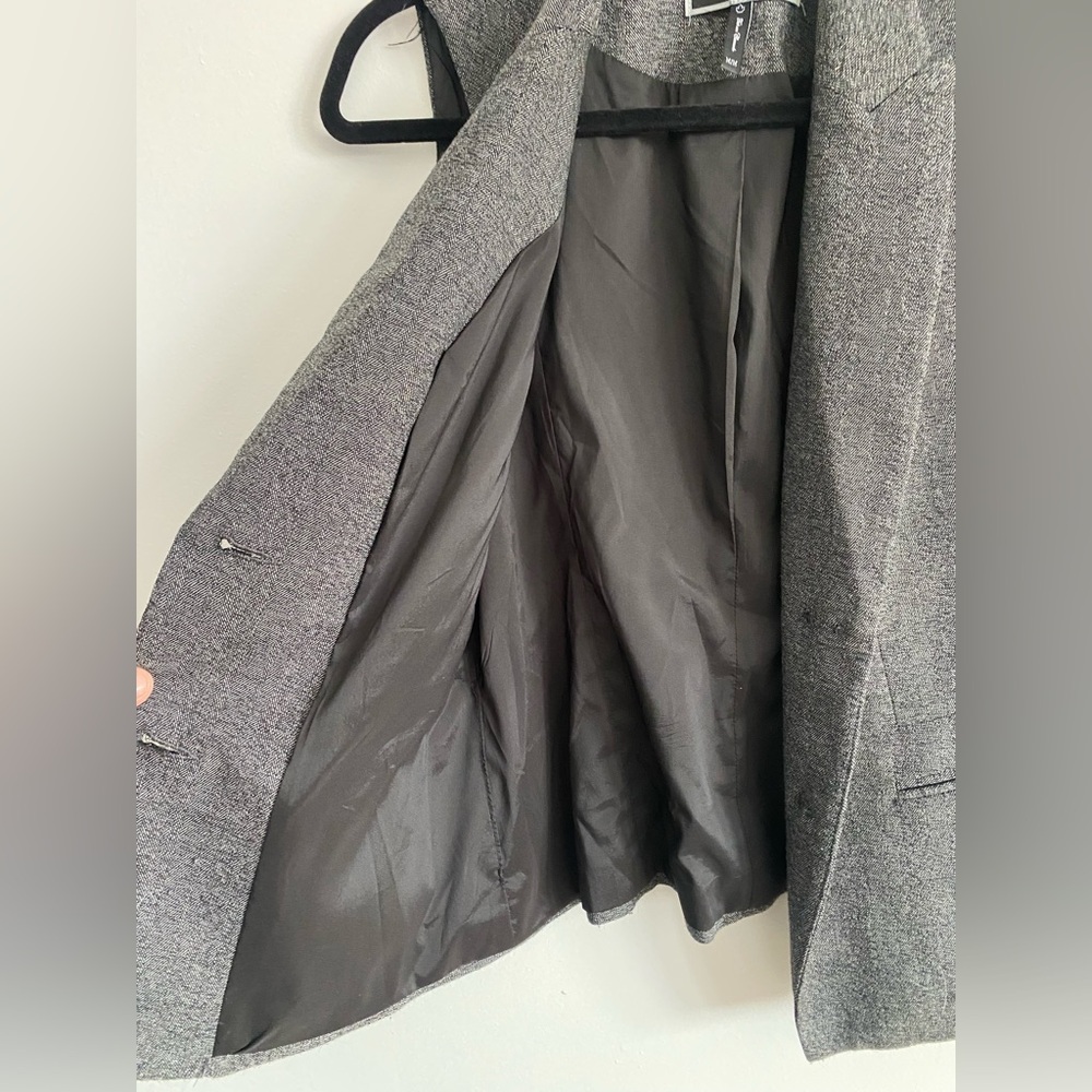 Le Chateau Gray Sleeveless Blazer Vest - Picture 5 of 5